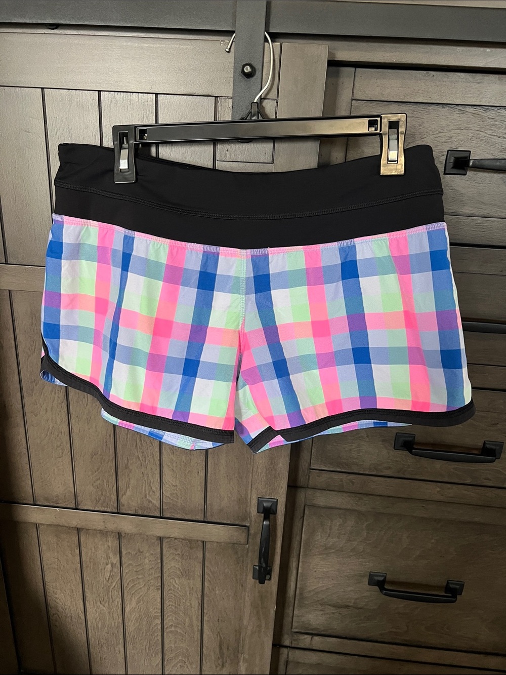 Lululemon size 8 shorts